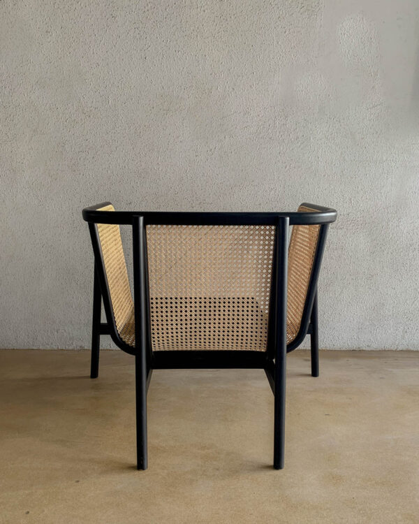 Kursi minimalis kombinasi tenun rotan