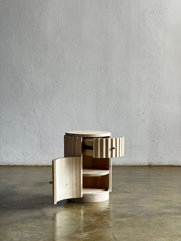 Nakas salur 1 laci 1 pintu