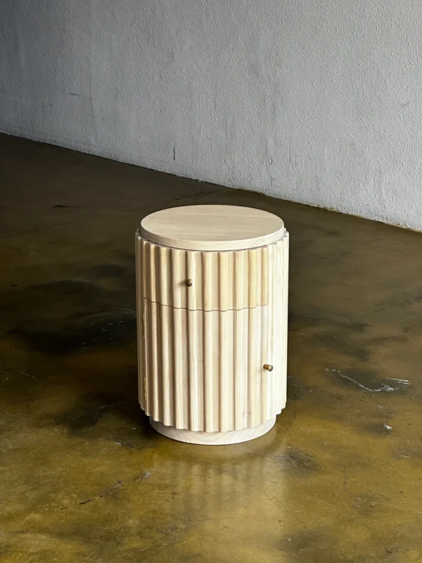 Nakas salur 1 laci 1 pintu