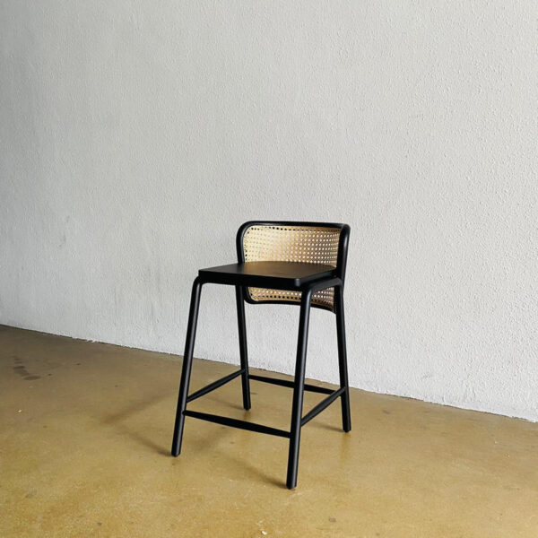 kursi bar kayu jati sandaran rotan