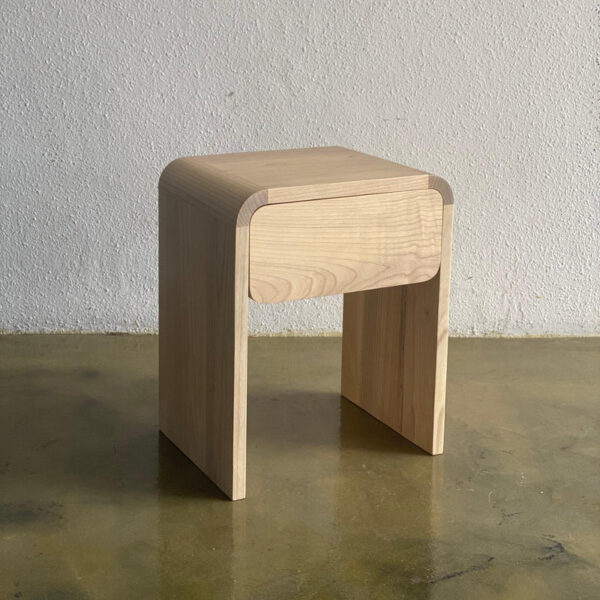 Nakas minimalis laci 1