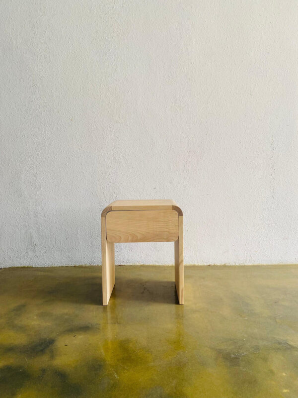 Nakas minimalis laci 1