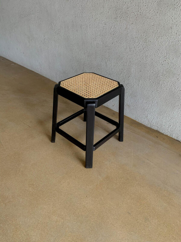 stool kayu jati rotan hitam minimalis