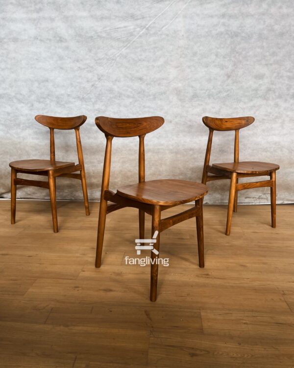 Kursi Makan Ropan Bulan Kayu Jati – Minimalis Klasik Jepara