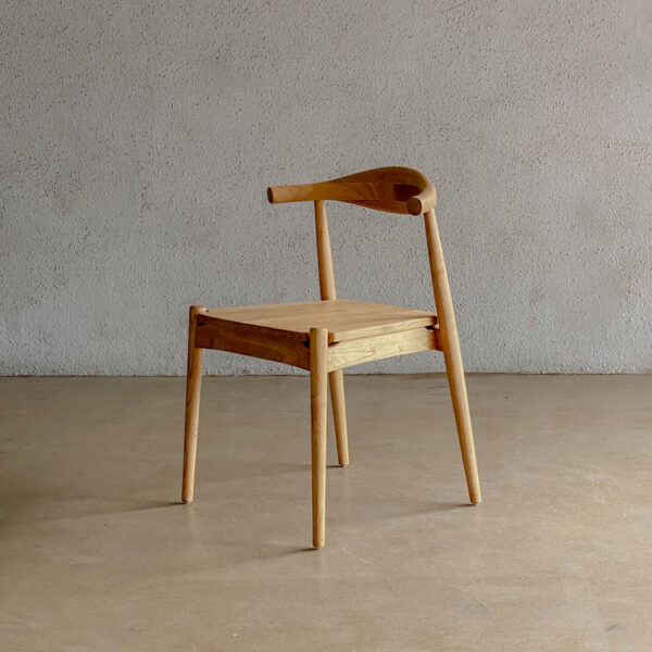 Kursi Makan Minimalis Tanduk Kayu Jati