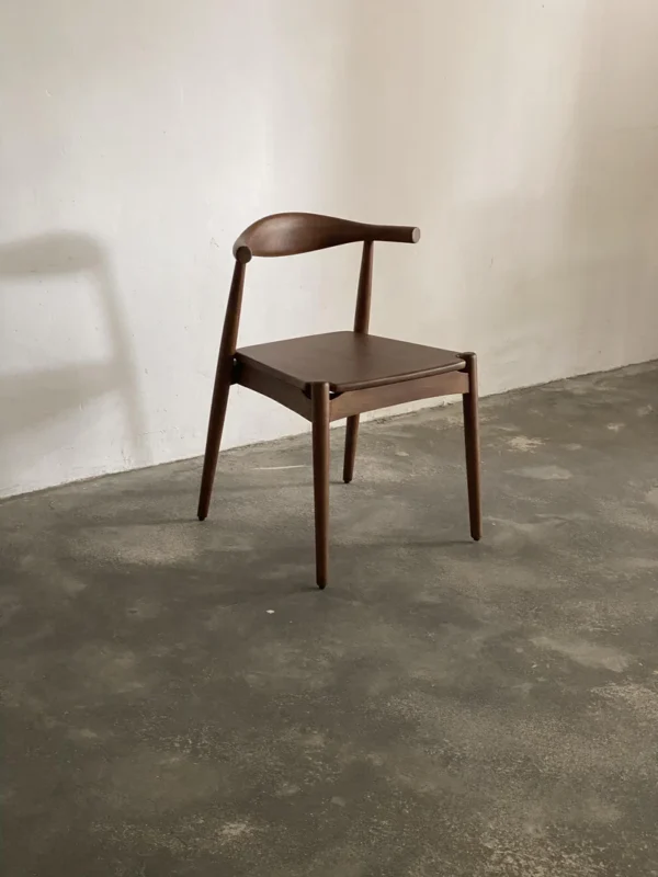 Kursi Makan Minimalis Tanduk Kayu Jati