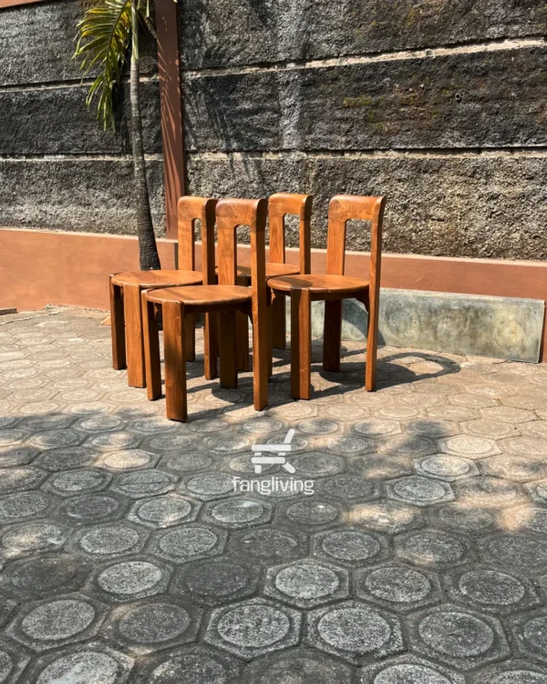 Kursi kayu jati desain minimalis cocok untuk ruang makan modern