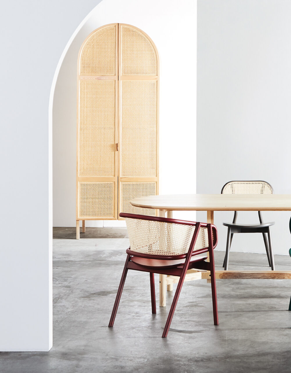 Kursi Cafe  || https://fangliving.com/kursi-makan/