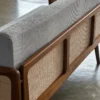 Sofa kayu rotan minimalis dengan desain elegan modern