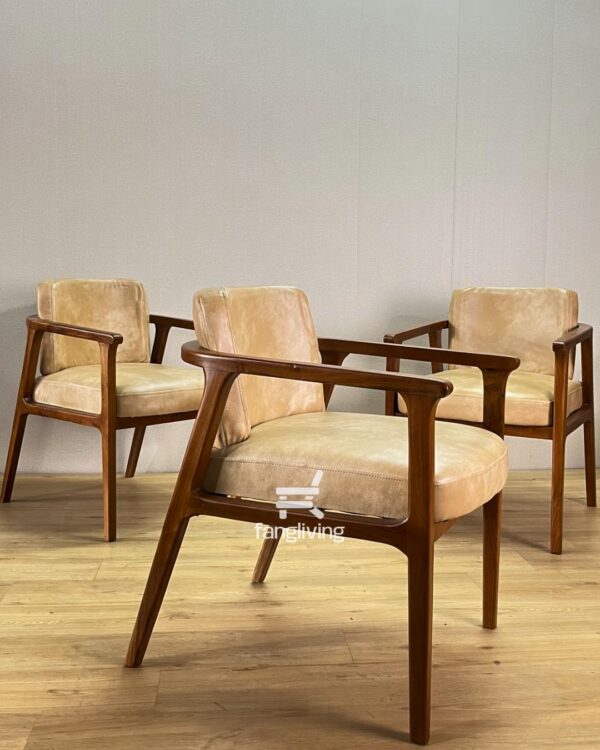 set kursi makan minimalis jok wine cream