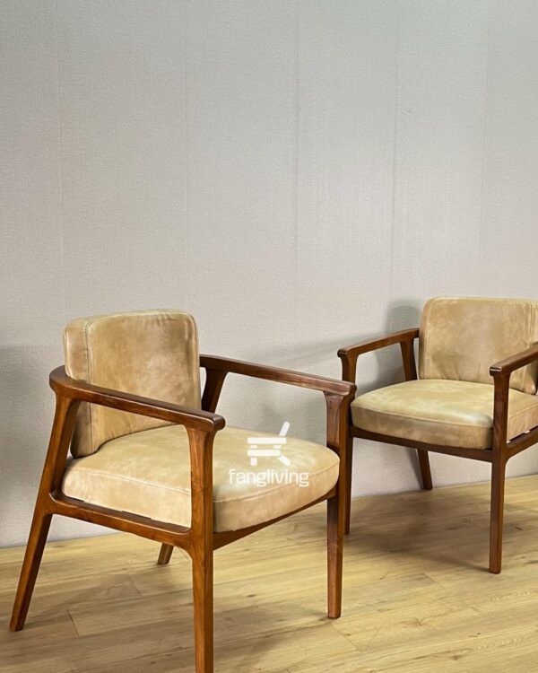 set kursi makan minimalis jok wine cream