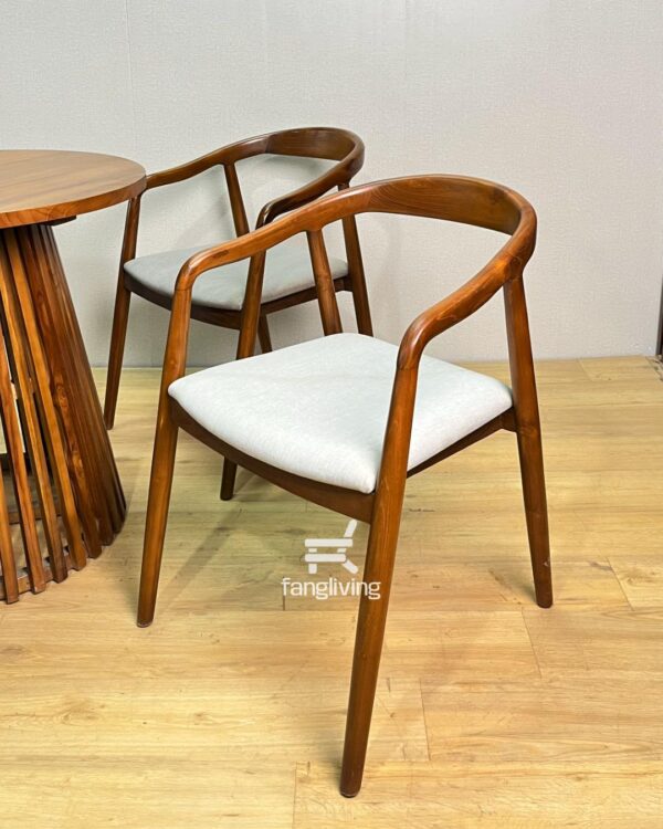 Set Meja Makan Bulat Kayu Jati 2 Kursi Minimalis