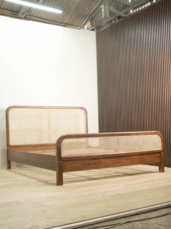 tempat tidur kayu jati kombinasi rotan minimalis scandinavian jepara