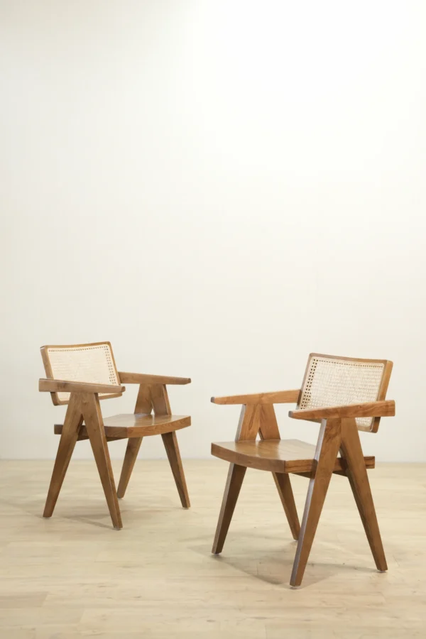 kursi chandigarh kayu jati kombinasi rotan finishing walnut doff